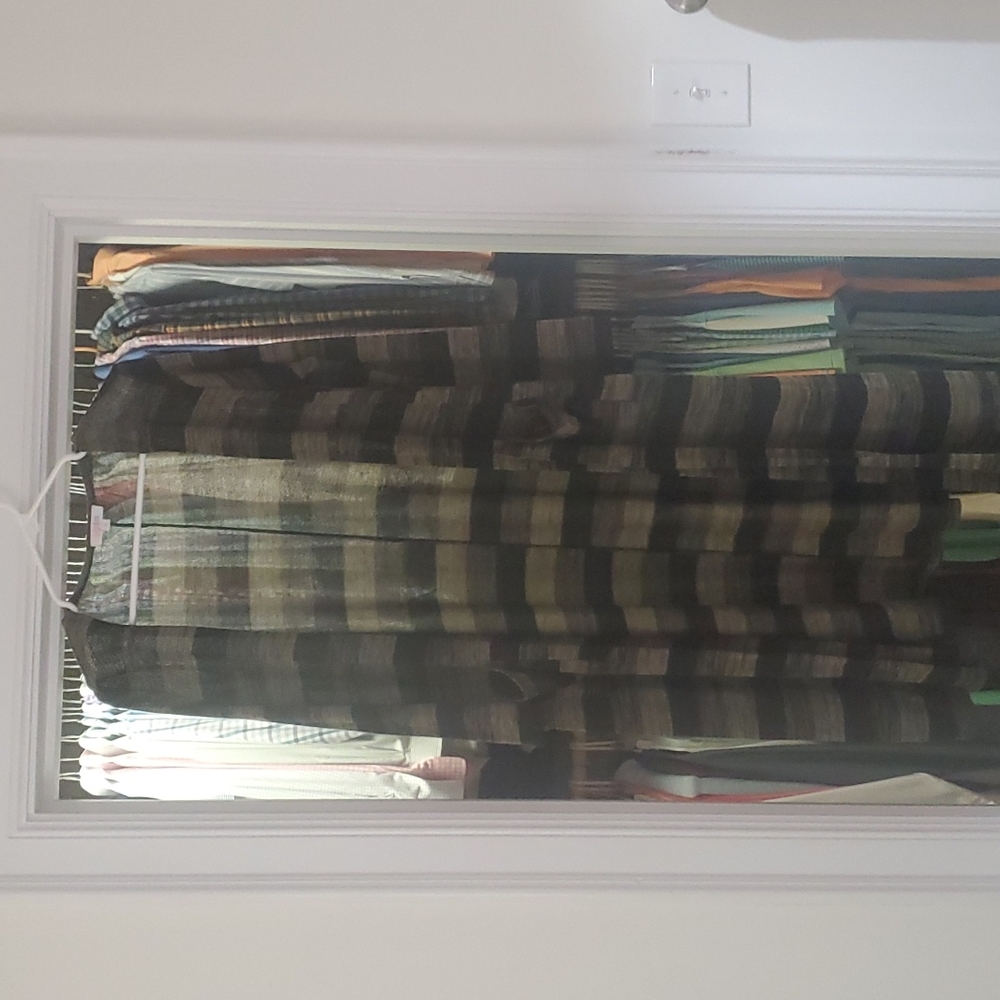 Size small lularoe sarah